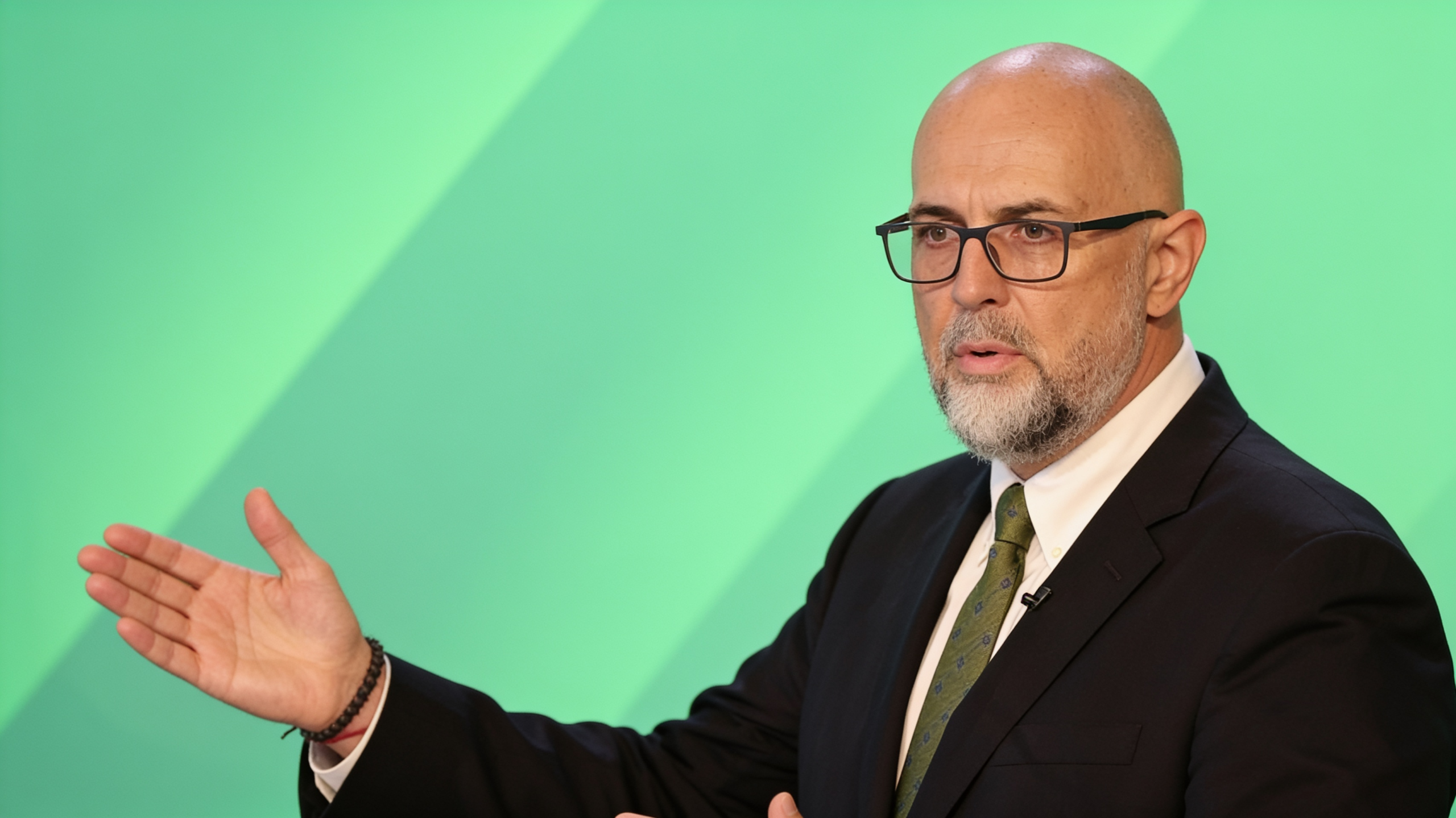 UDMR nu va susține Guvernul Tomac. Trei partide mari au refuzat votul de învestire, blocajul continuă pentru economie