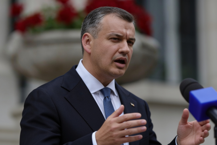 Blocajul guvernamental avantajează PNL și pe Ilie Bolojan. Ce riscă România fără un executiv deplin