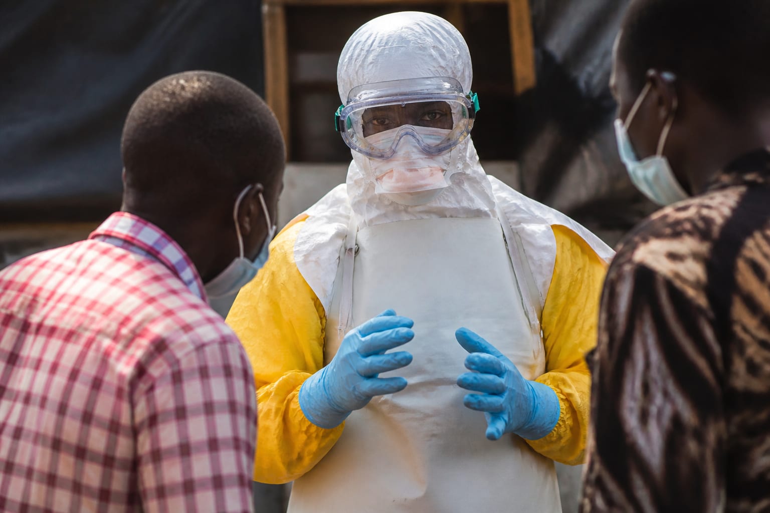 Africa CDC avertizează că epidemia de Ebola din estul Africii poate deveni cea mai gravă din istorie