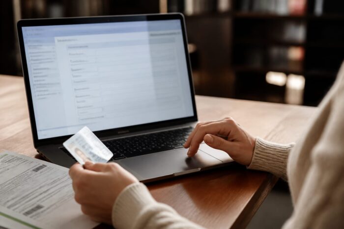 Pacienții vor putea face programări prin e-SănătateaMea din octombrie. Ce servicii va reuni portalul CNAS Pacienții vor putea face programări prin e-SănătateaMea din octombrie. Ce servicii va reuni portalul CNAS