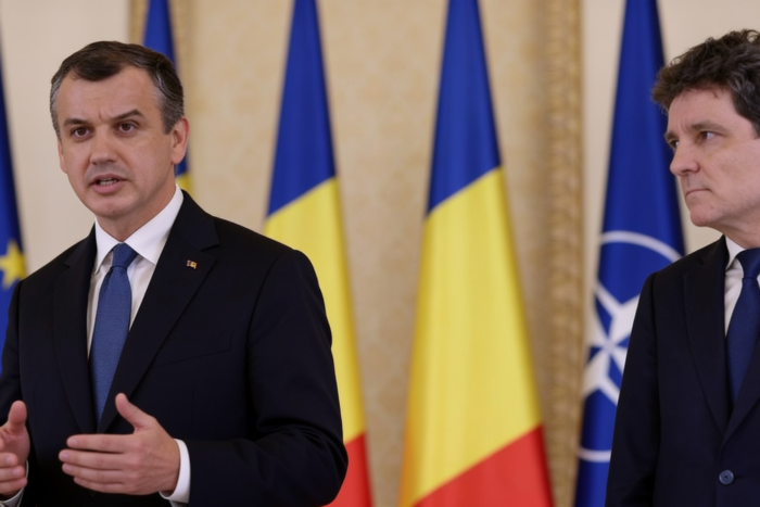 Eugen Tomac și-a depus mandatul după zece zile. Cine este Adrian Veștea, noul premier desemnat de Nicușor Dan