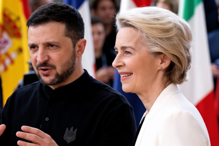 Ucraina și Republica Moldova încep pe 24 iunie negocierile de aderare la UE. Ce reforme intră primele la verificare Ucraina și Republica Moldova încep pe 24 iunie negocierile de aderare la UE. Ce reforme intră primele la verificare