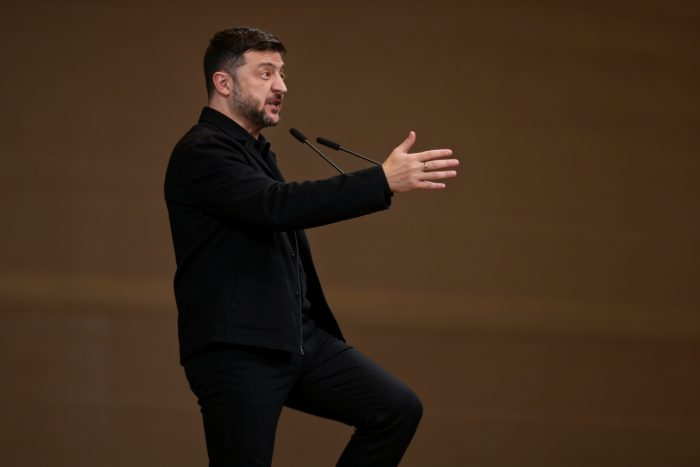 Volodimir Zelenski avertizează că Europa ar fi mai slabă fără Ucraina. Ce înseamnă mesajul pentru securitatea României Volodimir Zelenski avertizează că Europa ar fi mai slabă fără Ucraina. Ce înseamnă mesajul pentru securitatea României