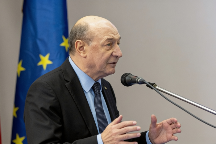 Traian Băsescu susține nominalizarea lui Adrian Veștea, în ciuda greșelii lui Nicușor Dan Traian Băsescu susține nominalizarea lui Adrian Veștea, în ciuda greșelii lui Nicușor Dan