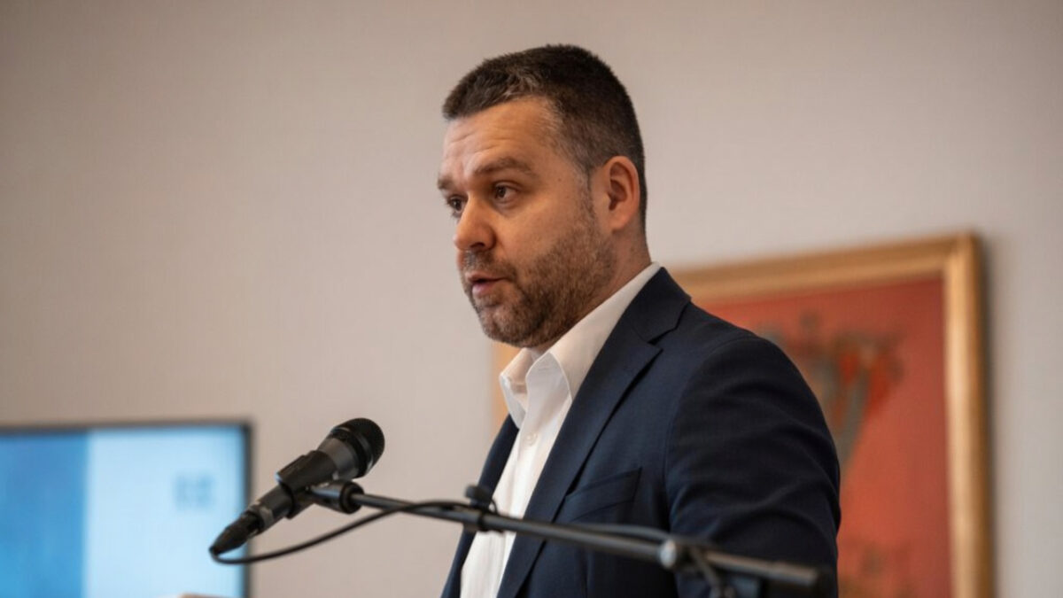 Ciucu refuză Ministerul Dezvoltării și rămâne la Primărie un prim test pentru guvernul Tomac