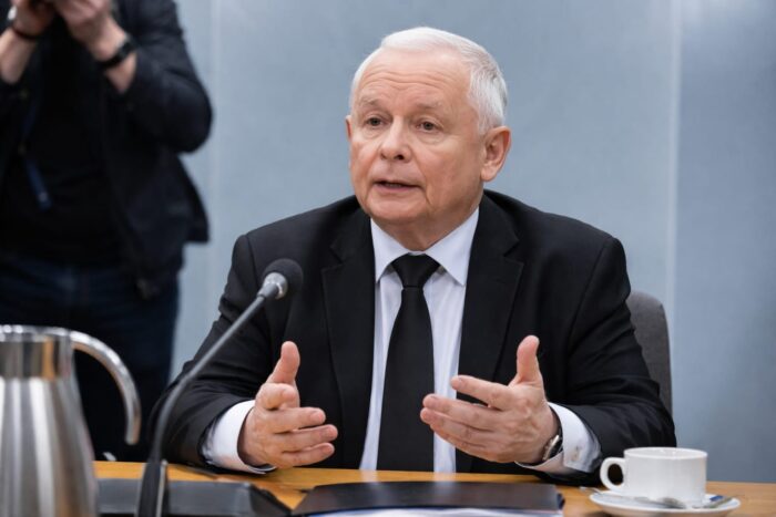 Jordan Bardella, 30 de ani, vrea să schimbe regulile UE din interior. Ce miză are decizia din 7 iulie pentru Franța Jordan Bardella, 30 de ani, vrea să schimbe regulile UE din interior. Ce miză are decizia din 7 iulie pentru Franța