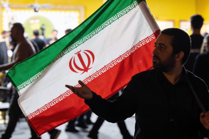 Donald Trump amenință Iranul cu noi lovituri. Ce ar însemna preluarea Insulei Kharg pentru petrol și un război total Donald Trump amenință Iranul cu noi lovituri. Ce ar însemna preluarea Insulei Kharg pentru petrol și un război total