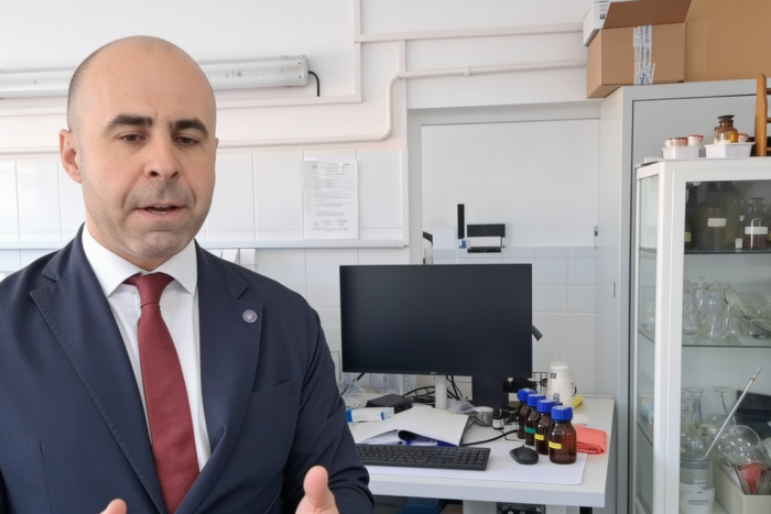 Un nou minus de 10% la IML Craiova pune presiune pe justiție. Cine pierde dacă expertizele se amână