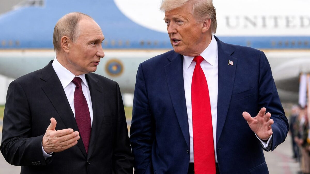 Trump se oferă să medieze pacea în Ucraina. Ce poate câștiga Moscova și ce riscă Kievul și aliații europeni Trump se oferă să medieze pacea în Ucraina. Ce poate câștiga Moscova și ce riscă Kievul și aliații europeni