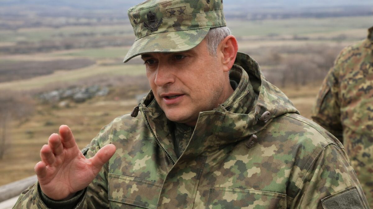 Adrian Veștea, acuzat de fostul comandant NATO Dorin Toma pentru blocaje de peste patru ani la Cincu