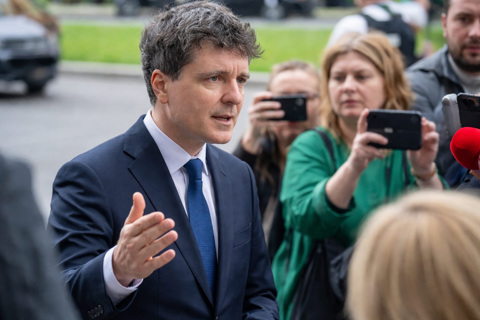 Nicușor Dan propune un guvern minoritar. Partidele au termen până joi dimineață să semneze acordul pentru a debloca