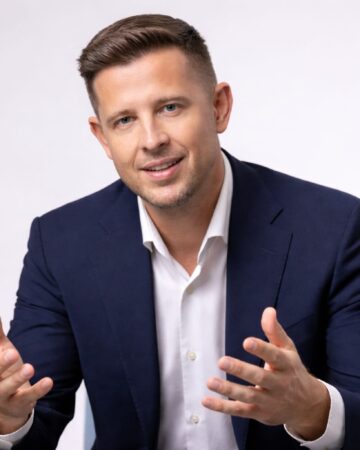 Hubert Thuma acuză că moțiunea lui Ilie Bolojan USR-izează PNL. Ce schimbări reclamă înaintea Congresului
