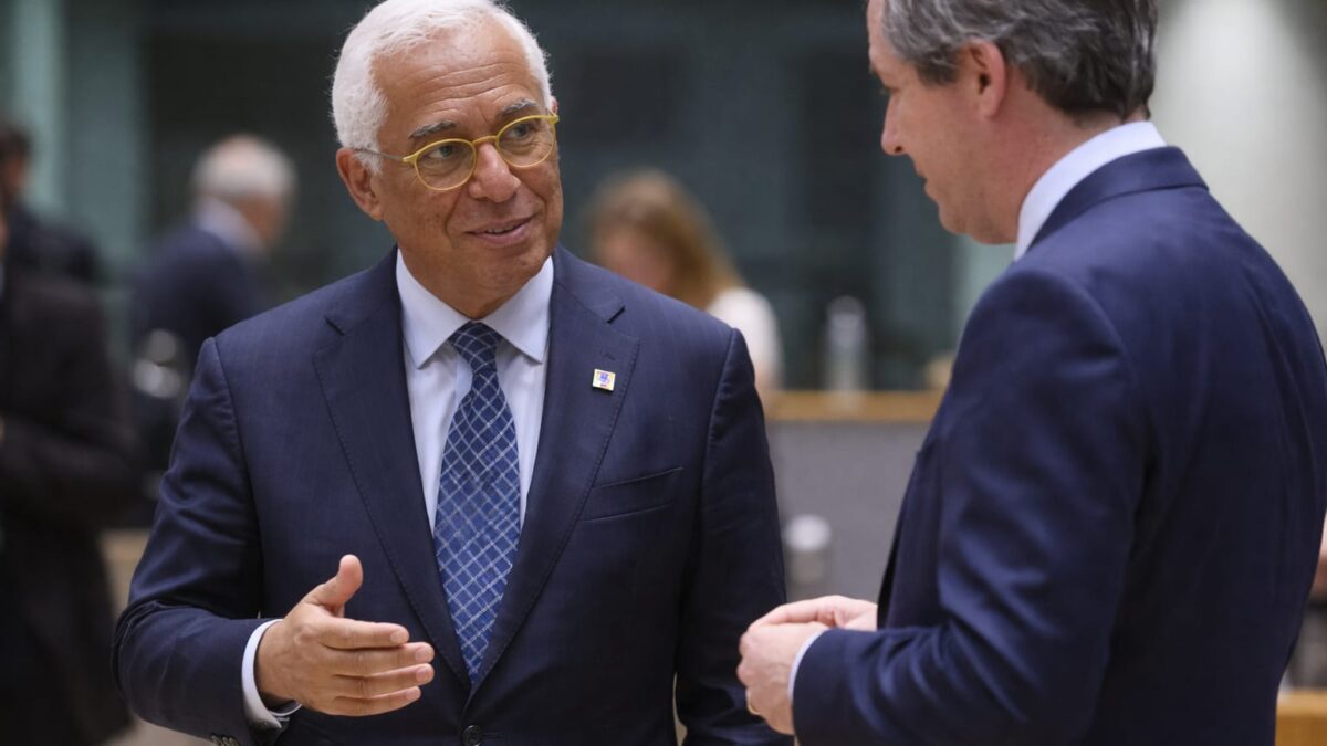 Două apeluri la Moscova au aprins disputa în UE privind cine vorbește în numele Europei Două apeluri la Moscova au aprins disputa în UE privind cine vorbește în numele Europei