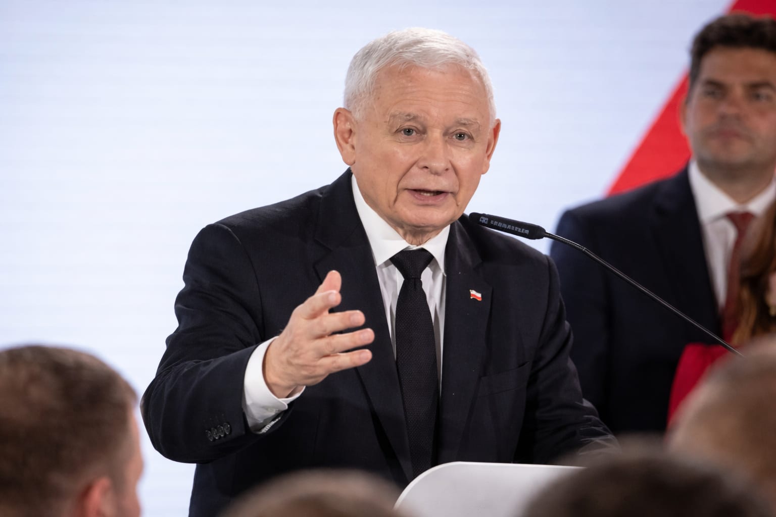 Jarosław Kaczyński vrea blocarea negocierilor UE cu Ucraina. O ruptură regională ar afecta sprijinul acordat Kievului