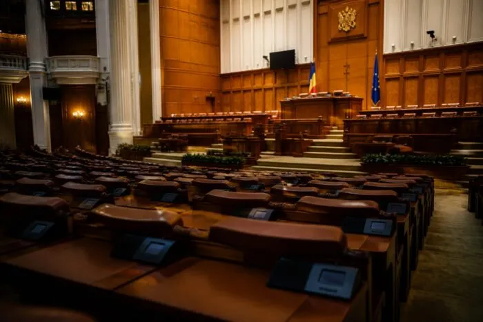 Nicușor Dan blochează varianta Siegfried Mureșan premier. Ce riscă România fără guvern cu puteri depline