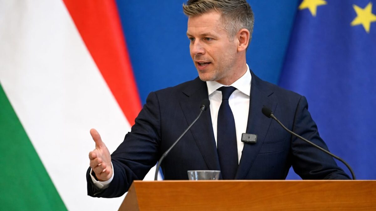 Noul premier ungar schimbă linia Orbán la Bruxelles. Ce urmează pentru fondurile europene și aderarea Ucrainei