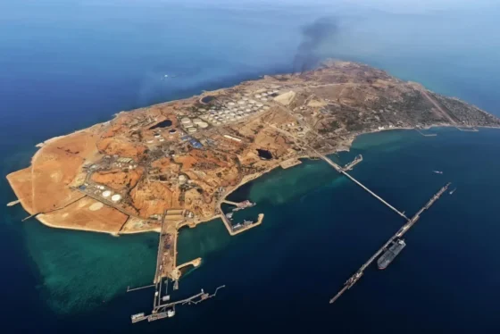 Avertisment dur de la Washington. Ce decizie a luat Trump despre petrolul iranian petrolul iranian