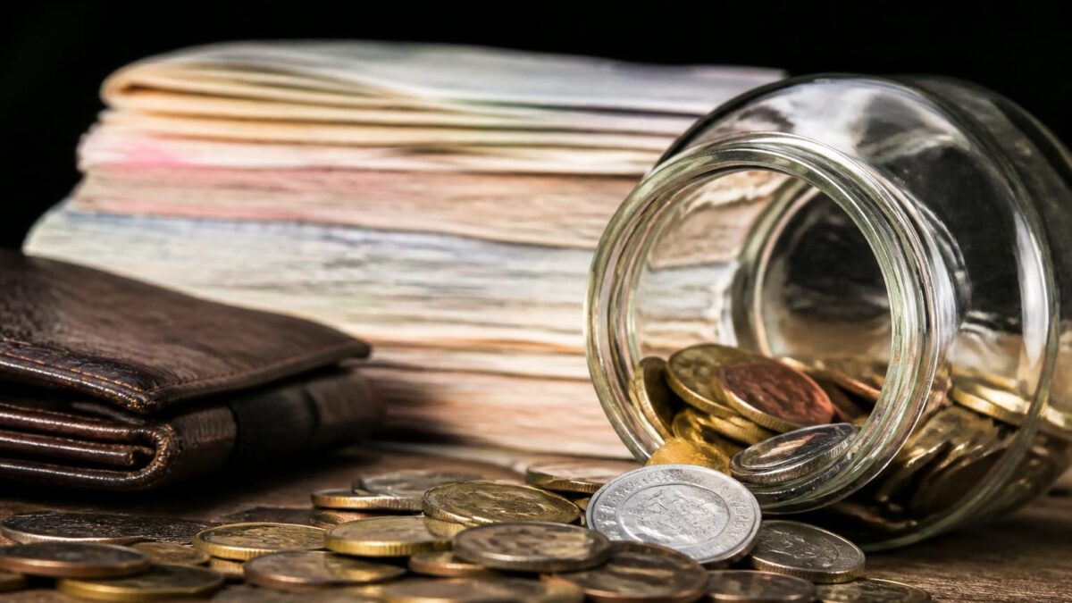 Cabinetul Veștea mută indexarea pensiilor în 2027. Ce prevede programul pentru salariul minim și CNPP Cabinetul Veștea mută indexarea pensiilor în 2027. Ce prevede programul pentru salariul minim și CNPP