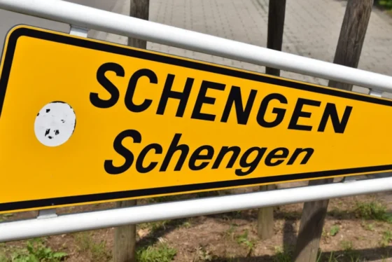 Anunțul oficial de la Bruxelles. Nouă țări sunt somate să deschidă granițele din Schengen spațiul Schengen