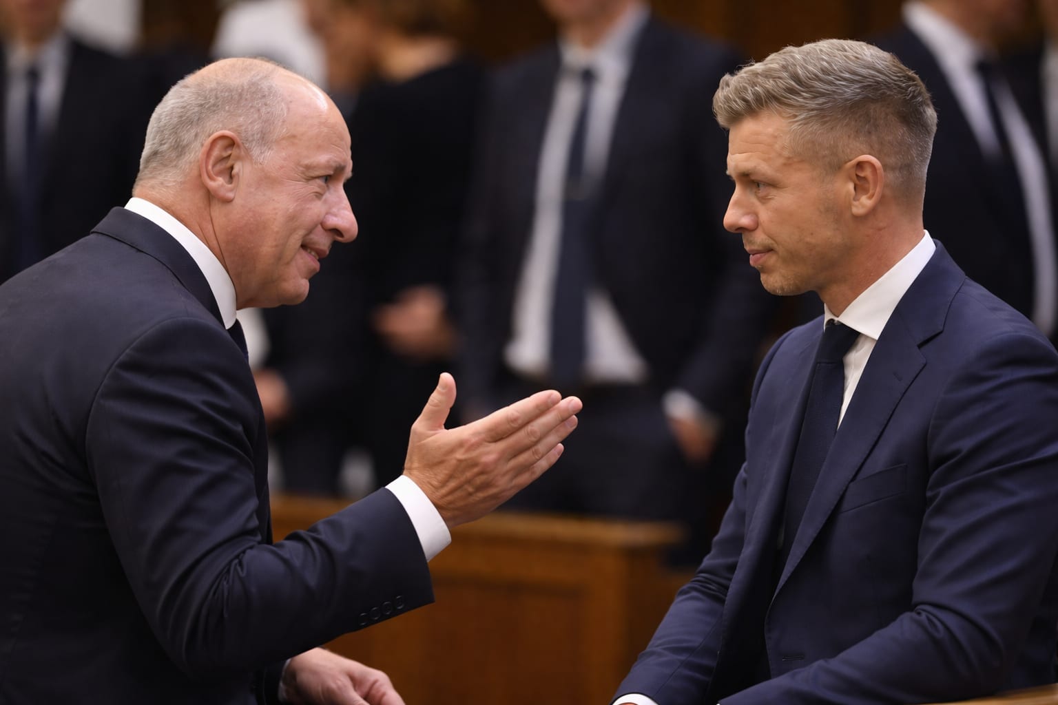 Președintele Ungariei spune că noul guvern vrea mai multă putere decât Fidesz. Ce poate urma