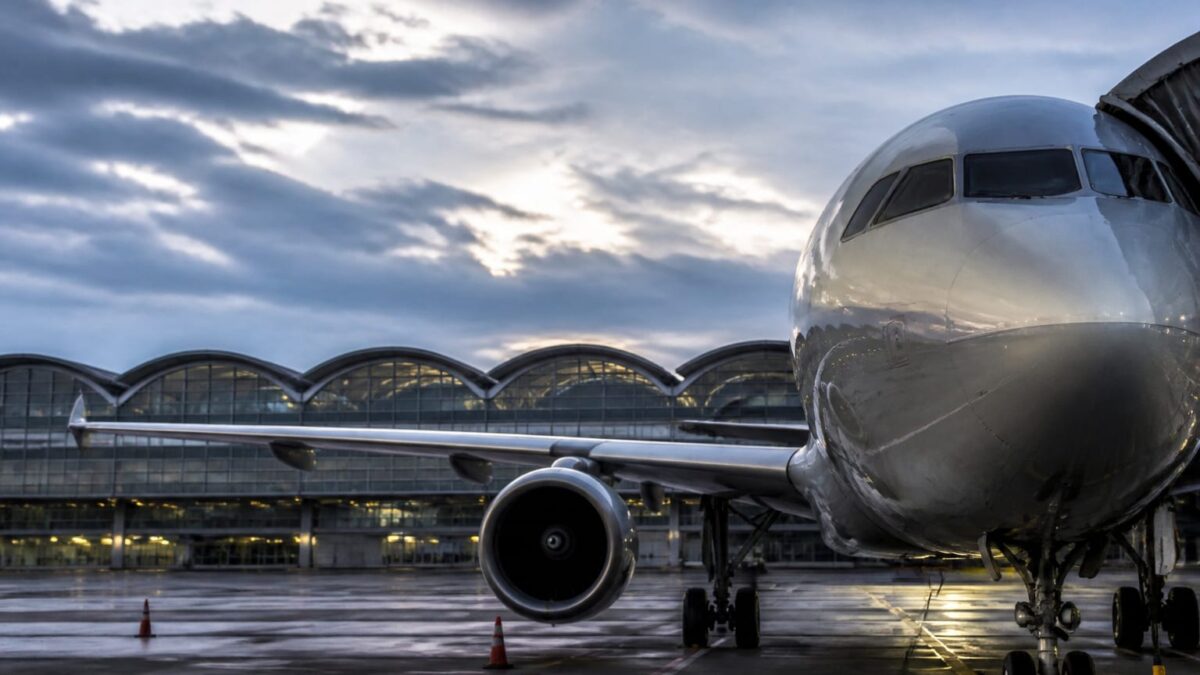 Aeroportul Henri Coandă întârzieri, Aeroportul Henri Coandă, întârzieri medii de 124 de minute