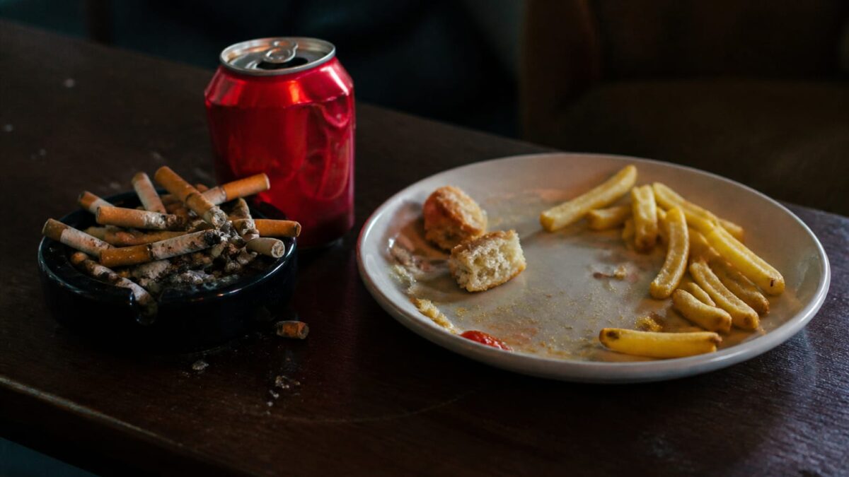 boli hepatice, Obiceiurile zilnice afectează grav ficatul, fără alcool
