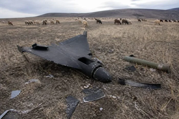 dronă Shahed doborâtă Buzău, 340 de oi, un tub de rachetă și o dronă doborâtă la 200 de metri de casele din Padina