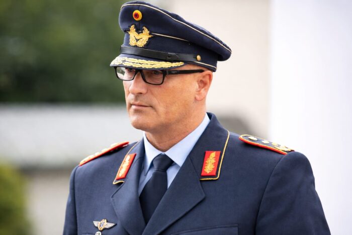 Șeful forțelor aeriene germane cere armament american urgent