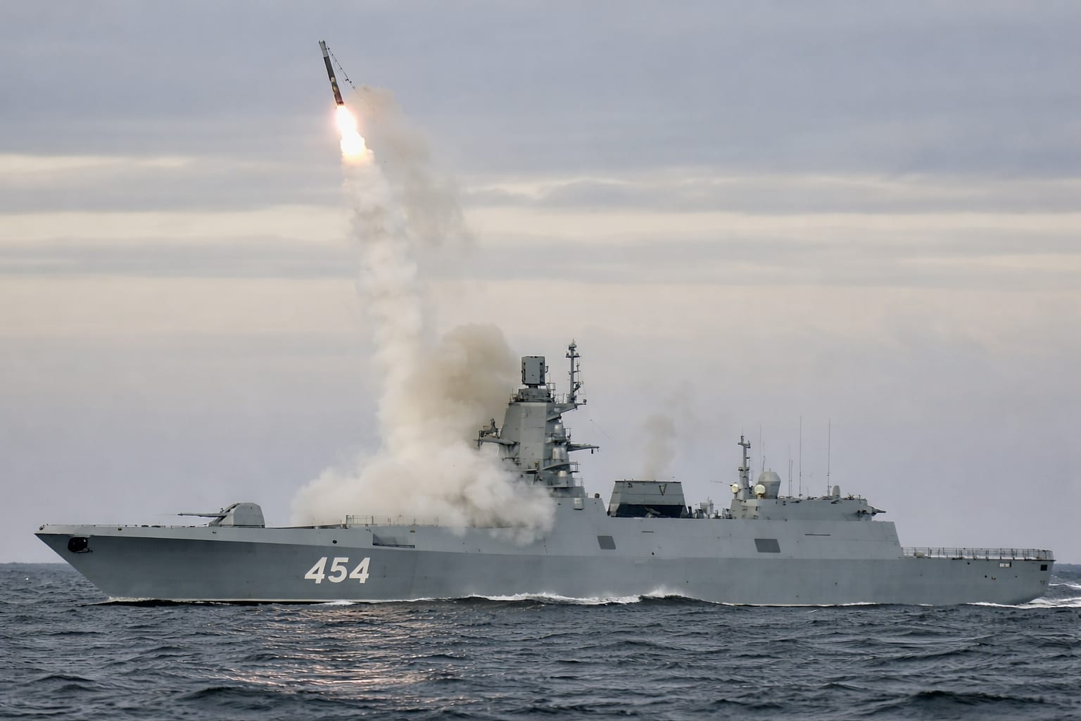 Rusia a plasat forțele nucleare strategice navale în stare de deplină pregătire de luptă