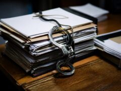Cinci inculpați au fost puși sub control judiciar în dosarul fraudei la Bacalaureat Cinci inculpați au fost puși sub control judiciar în dosarul fraudei la Bacalaureat