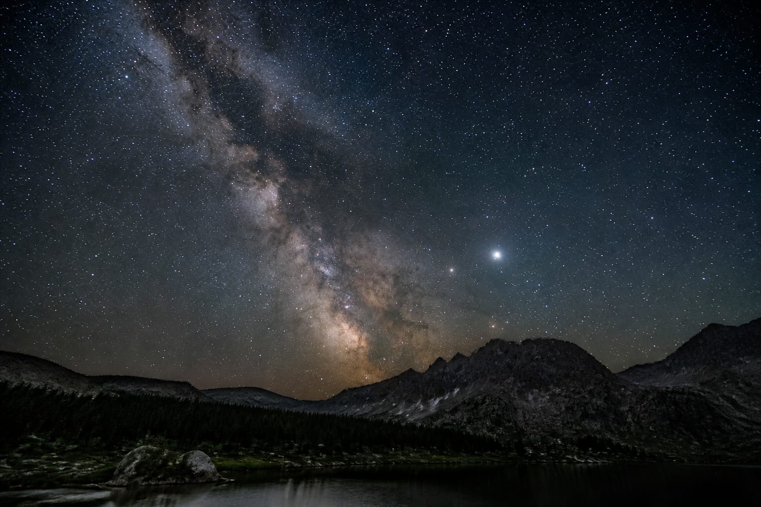 Horoscop 28 iulie 2026. Rac și Capricorn pun ordine în ziua de marți