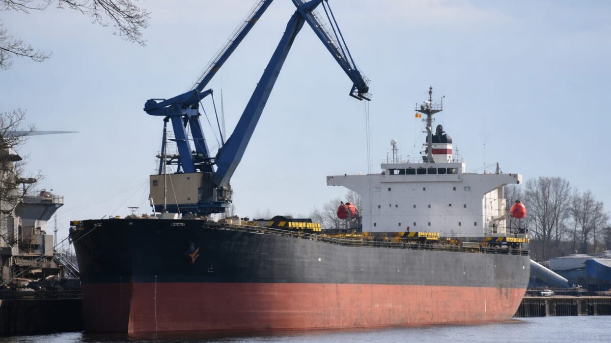 incident maritim România, 22 de mile de Sfântu Gheorghe și încă o navă avariată. Ce se știe despre Christiana B după al