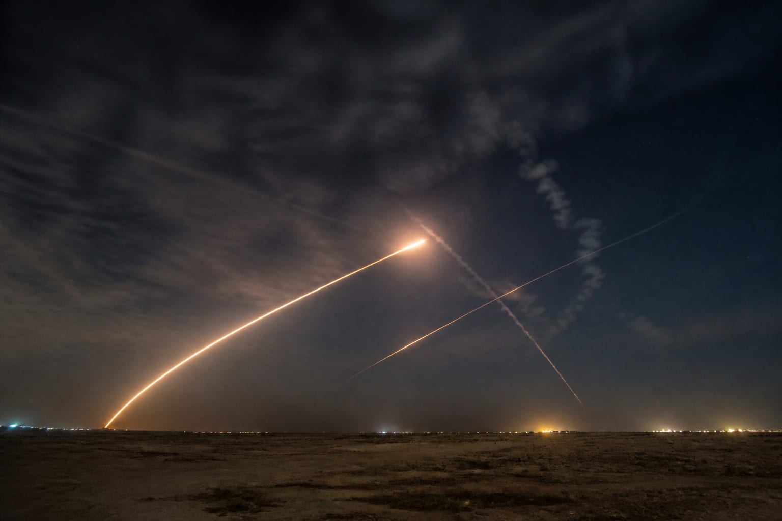 Iranul a lovit Qatarul cu două valuri de rachete balistice, dar apărarea antiaeriană le-a interceptat