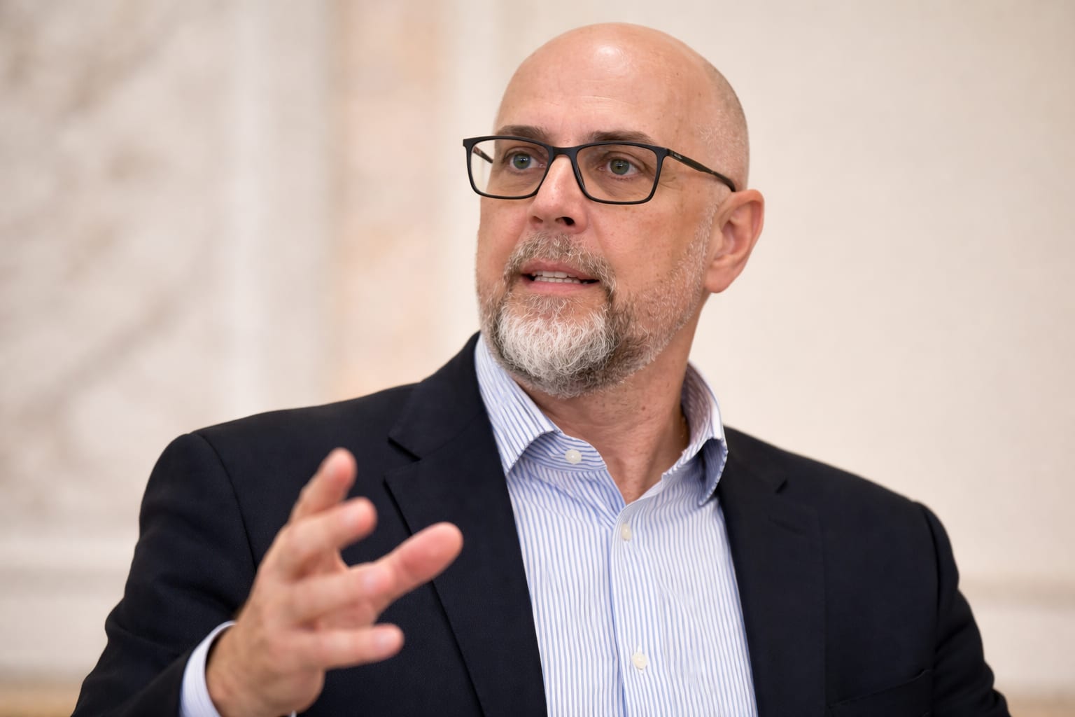 Kelemen Hunor. AUR crește din greșelile fostei coaliții. Disputa arată un blocaj politic de 3 luni și fără soluții.