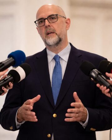 Kelemen Hunor solicită rapid un guvern cu puteri depline și exclude AUR.