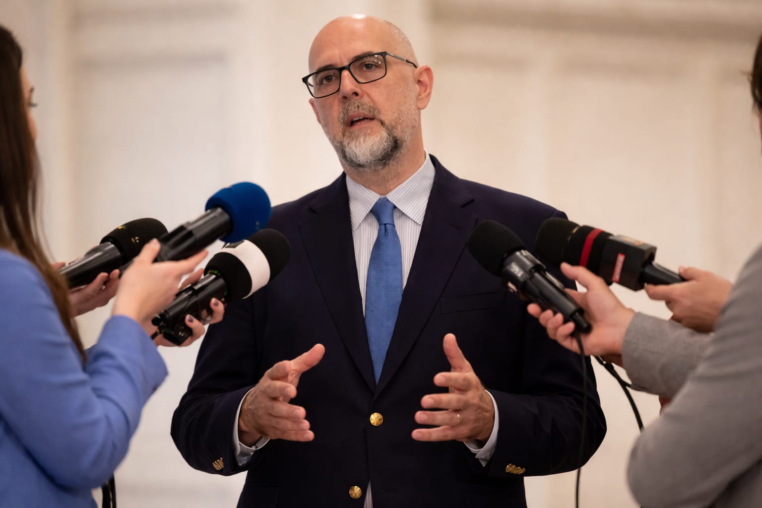 Kelemen Hunor solicită rapid un guvern cu puteri depline și exclude AUR.