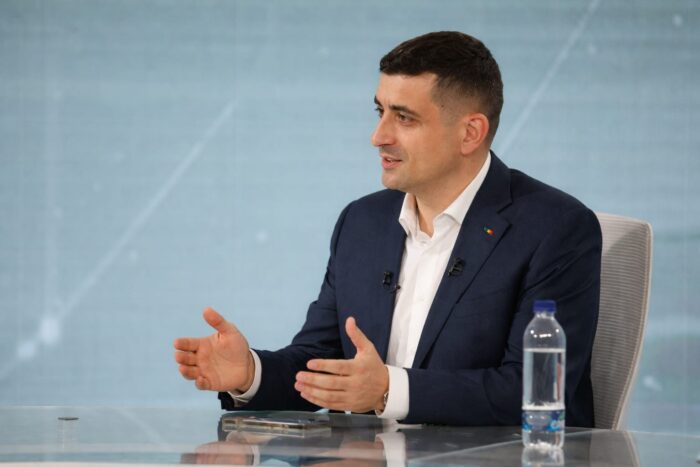 George Simion. AUR nu votează Legea salarizării unitare. George Simion. AUR nu votează Legea salarizării unitare.