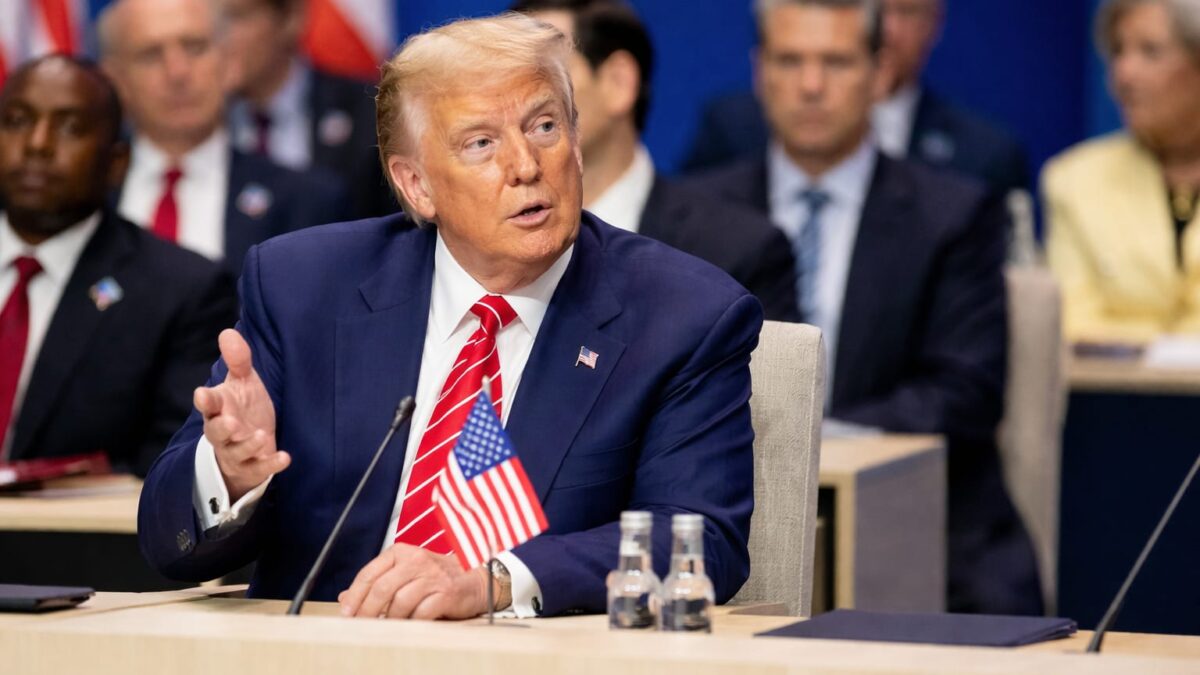 Investițiile record ale NATO pot pierde cursa pentru armament. China controlează o verigă critică Minerale critice NATO China România