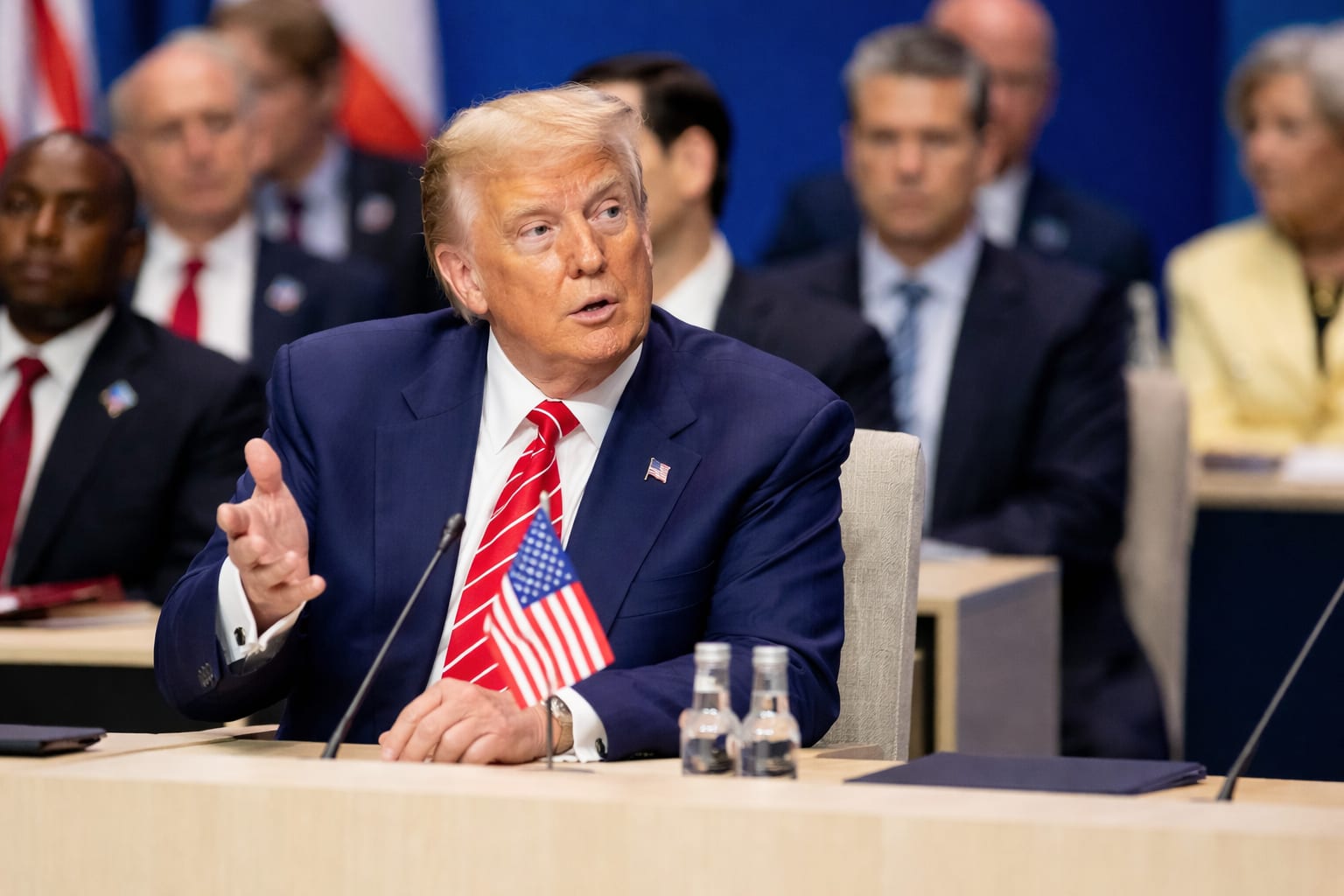 Investițiile record ale NATO pot pierde cursa pentru armament. China controlează o verigă critică