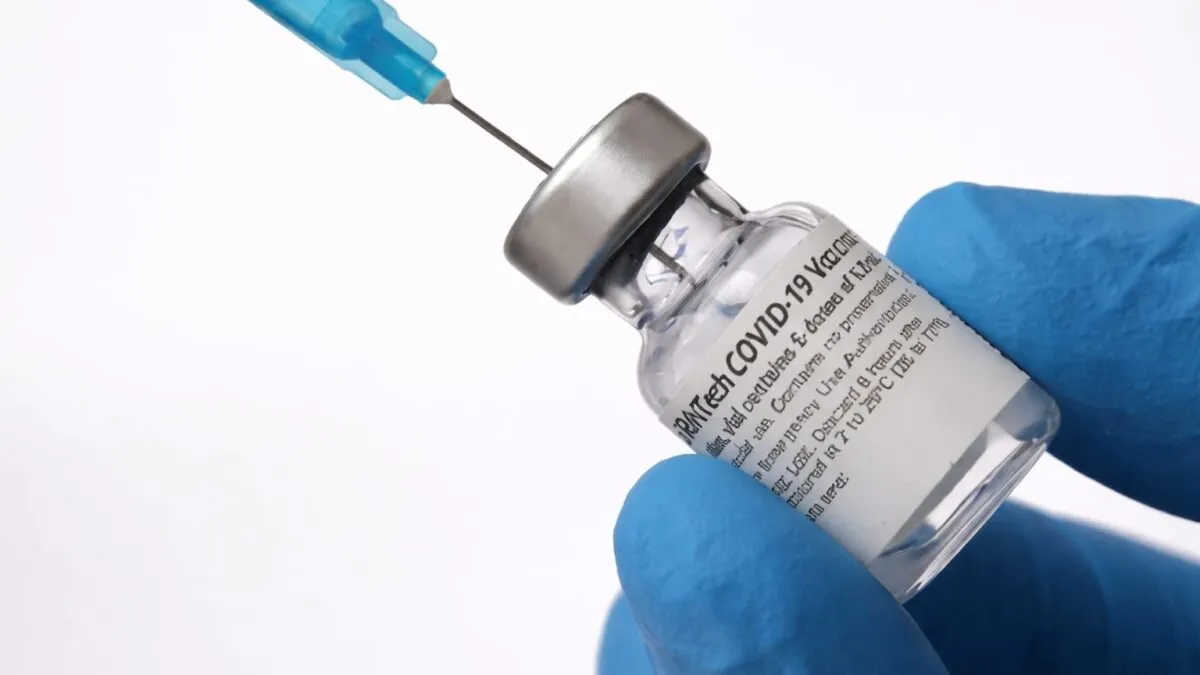 Poprirea pusă de Pfizer pe conturile ROMATSA pune în joc navigația aeriană. Cine pierde dacă negocierile eșuează
