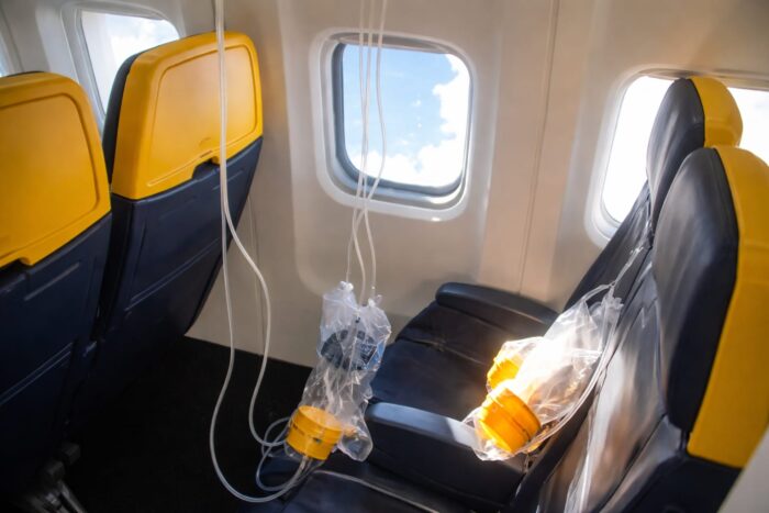 Un pasager al zborului Ryanair Salonic-Memmingen a fost aspirat parțial în exterior