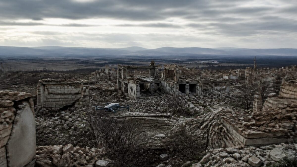 războiul dronelor, Zona de 10-20 de kilometri de la linia frontului este acum dominată de drone