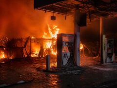 Peste 100 de benzinării atacate în Ucraina de noua tactică a Rusiei. Cine este vizat acum și de ce cresc riscurile Rusia schimbă tactica Ucraina