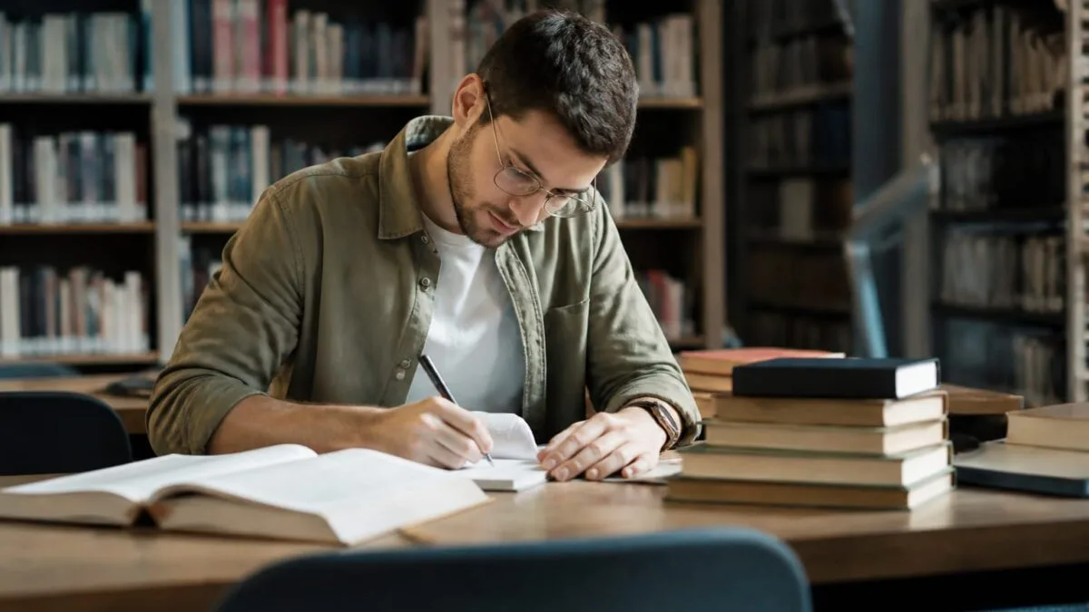 Să știi sau să ști explicația gramaticală pentru scrierea corectă