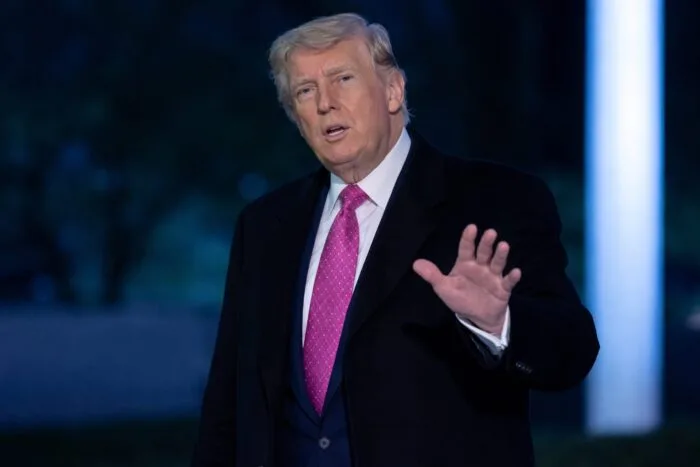 Donald Trump amenință Iranul după moartea a 17 militari americani