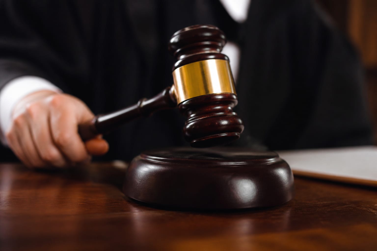 Tudor Duma, dealerul asociat cu Vlad Pascu, a primit definitiv 4 ani și 3 luni de închisoare.