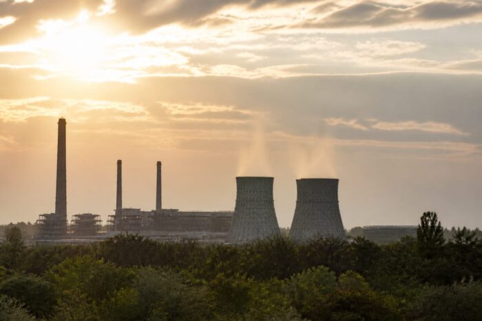 CET Grozăvești, oprit de caniculă. Apa caldă nu e afectată, dar producția de 30 MW electricitate scade