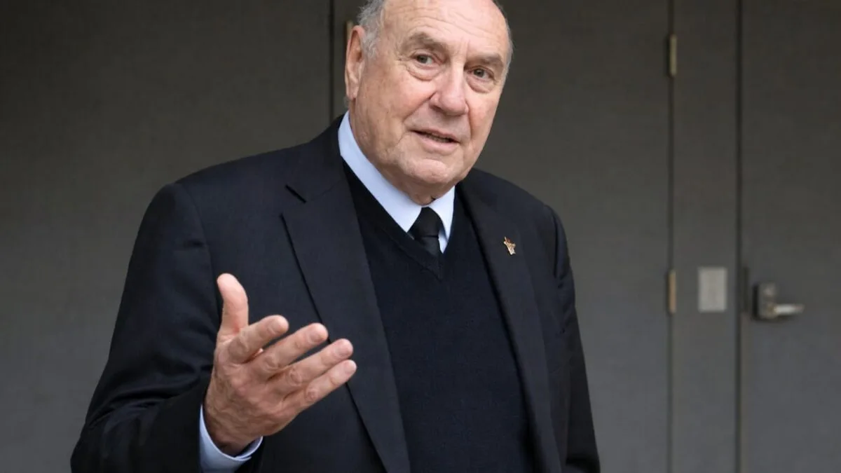Christopher Saunders, Fost episcop catolic, condamnat pentru abuz sexual în Australia