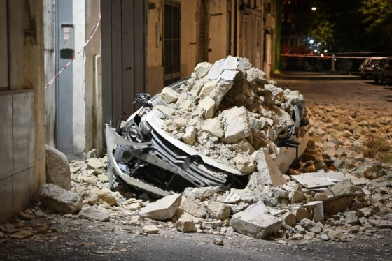 Cutremurul de 4.7, cel mai puternic din Napoli în 40 de ani, a scos oamenii din case