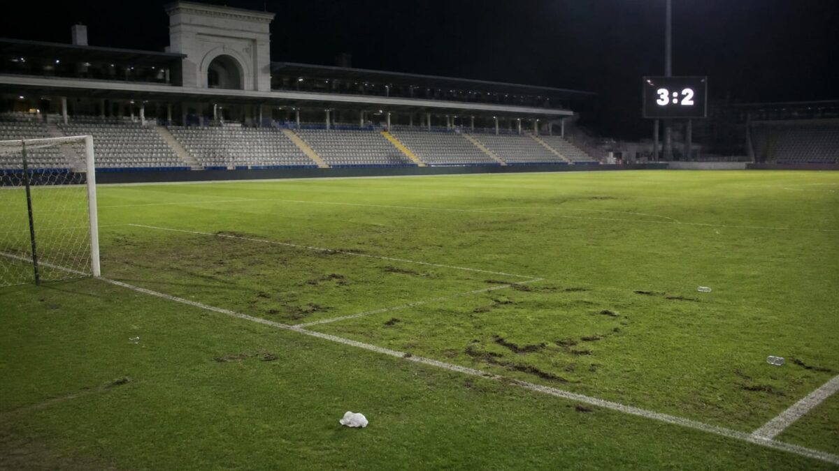 FCSB a urcat pe primul loc după 3-2 cu FC Botoșani. Greșelile individuale au rămas problema serii
